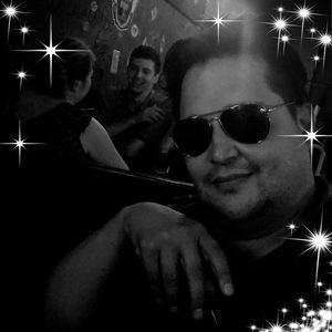 Meet your Posher, Roberto